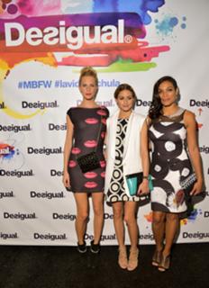 Olivia Palermo feet photo thumbnail