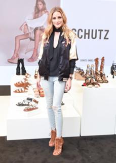 Olivia Palermo feet photo thumbnail