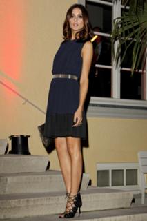 Olivia Palermo feet photo thumbnail