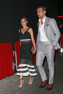 Olivia Palermo feet photo thumbnail