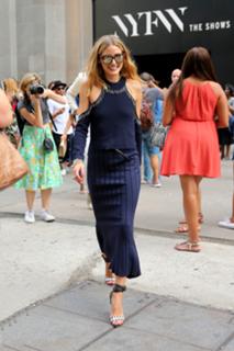 Olivia Palermo feet photo thumbnail