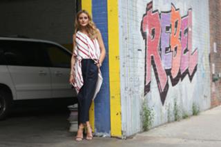 Olivia Palermo feet photo thumbnail