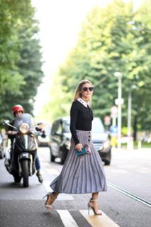 Olivia Palermo feet photo thumbnail