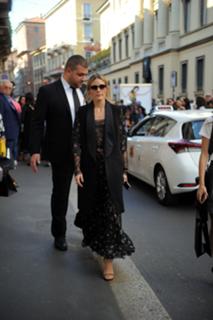 Olivia Palermo feet photo thumbnail