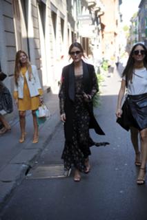 Olivia Palermo feet photo thumbnail