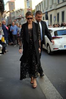 Olivia Palermo feet photo thumbnail