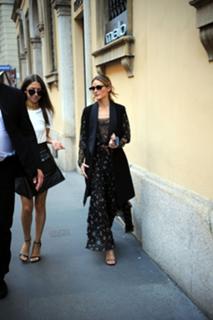 Olivia Palermo feet photo thumbnail