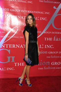 Olivia Palermo feet photo thumbnail