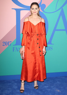 Olivia Palermo feet photo thumbnail