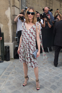 Olivia Palermo feet photo thumbnail