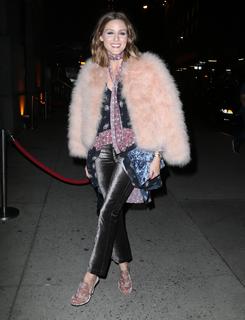 Olivia Palermo feet photo thumbnail