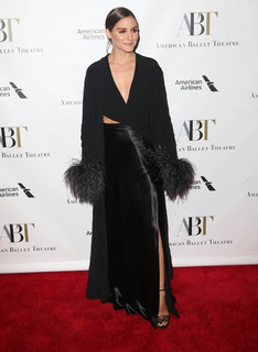 Olivia Palermo feet photo thumbnail