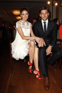 Olivia Palermo feet photo thumbnail