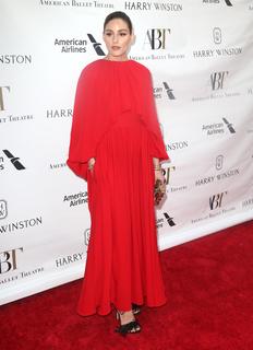 Olivia Palermo feet photo thumbnail