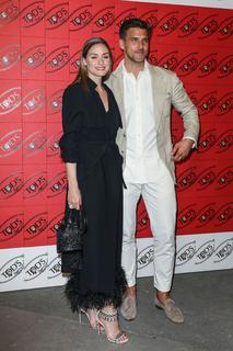 Olivia Palermo feet photo thumbnail