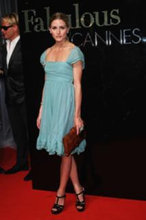 Olivia Palermo feet photo thumbnail