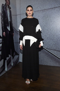 Olivia Palermo feet photo thumbnail