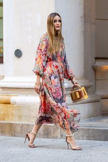 Olivia Palermo feet photo thumbnail