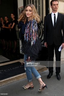 Olivia Palermo feet photo thumbnail