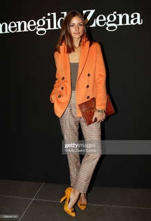 Olivia Palermo feet photo thumbnail