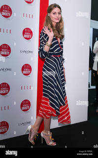 Olivia Palermo feet photo thumbnail