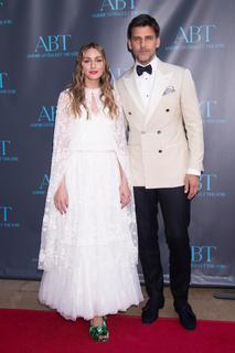 Olivia Palermo feet photo thumbnail