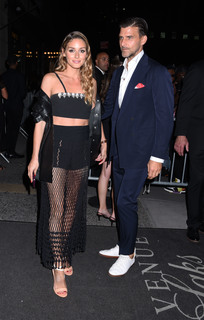 Olivia Palermo feet photo thumbnail