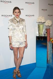 Olivia Palermo feet photo thumbnail