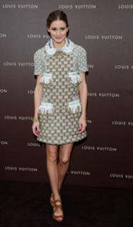 Olivia Palermo feet photo thumbnail