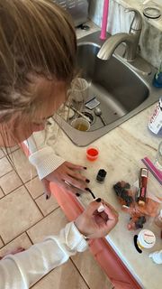 Olivia Ponton feet photo thumbnail