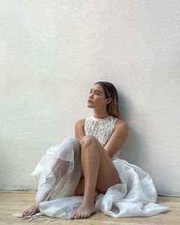 Olivia Ponton feet photo thumbnail