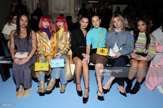 Olivia Ponton feet photo thumbnail