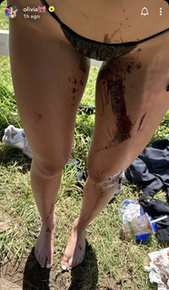 Olivia Ponton feet photo thumbnail