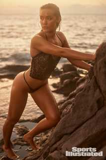 Olivia Ponton feet photo thumbnail