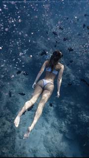 Olivia Ponton feet photo thumbnail