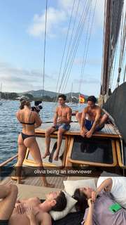 Olivia Ponton feet photo thumbnail