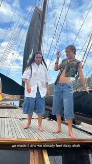 Olivia Ponton feet photo thumbnail