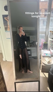 Olivia Ponton feet photo thumbnail