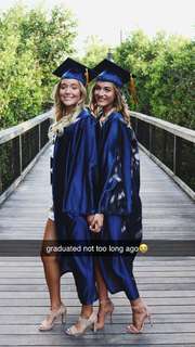 Olivia Ponton feet photo thumbnail