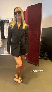 Olivia Ponton feet photo thumbnail