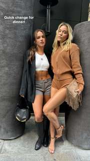 Olivia Ponton feet photo thumbnail