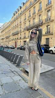 Olivia Ponton feet photo thumbnail