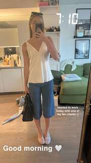 Olivia Ponton feet photo thumbnail