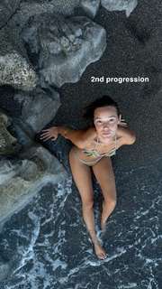 Olivia Ponton feet photo thumbnail