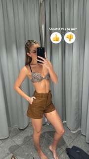 Olivia Ponton feet photo thumbnail