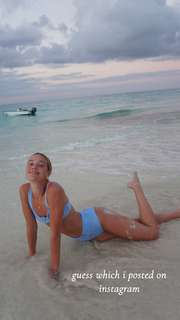 Olivia Ponton feet photo thumbnail