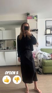 Olivia Ponton feet photo thumbnail