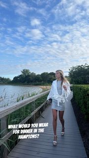 Olivia Ponton feet photo thumbnail