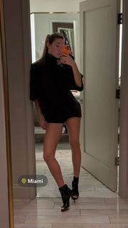Olivia Ponton feet photo 3