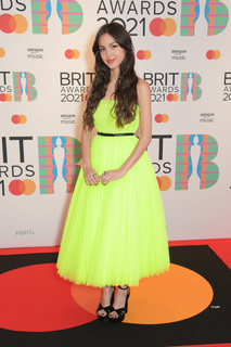 Olivia Rodrigo feet photo thumbnail